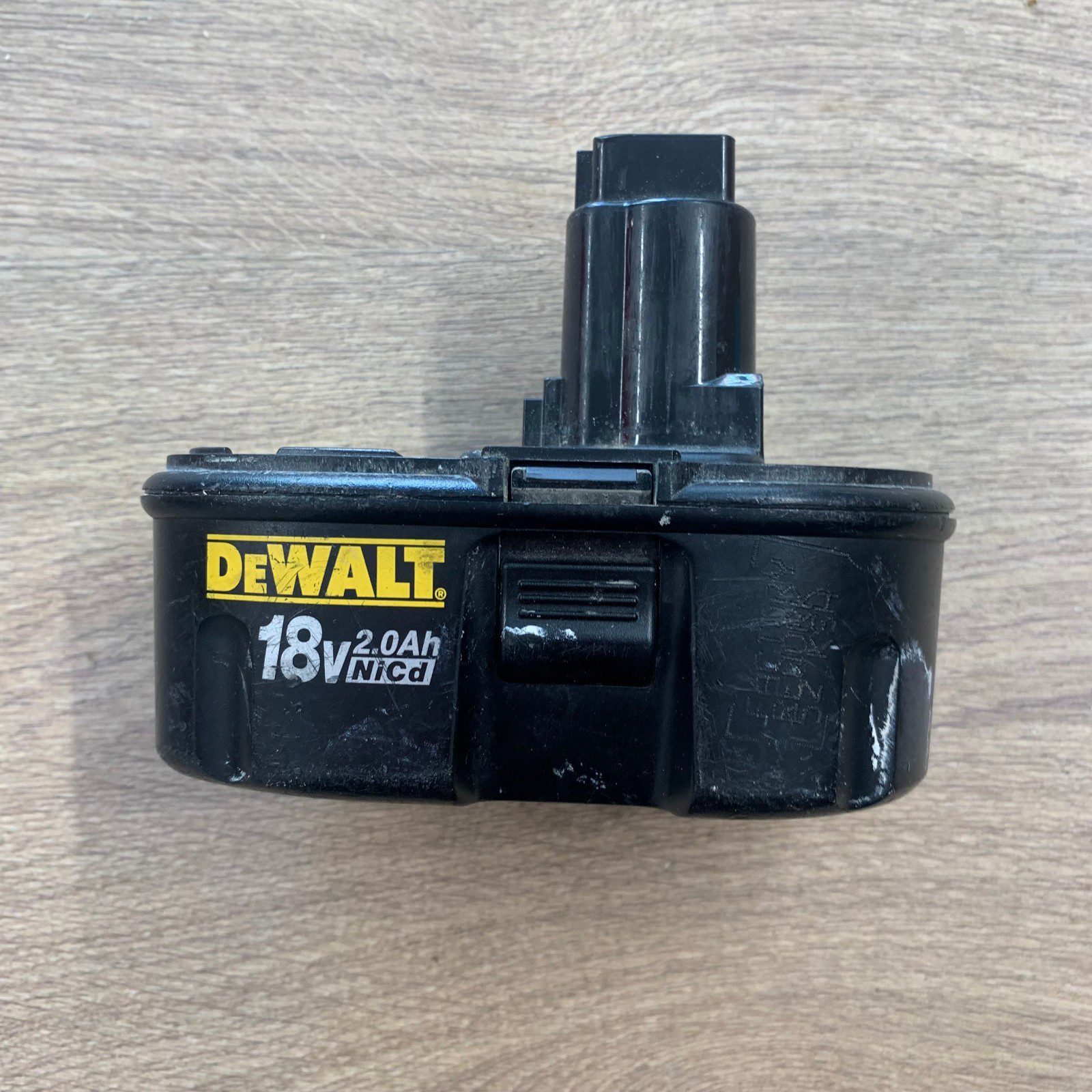 DeWalt DE9095 18V 2.0Ah Ni-Cd Battery Pack For Spares Or Repair Faulty - Image 1