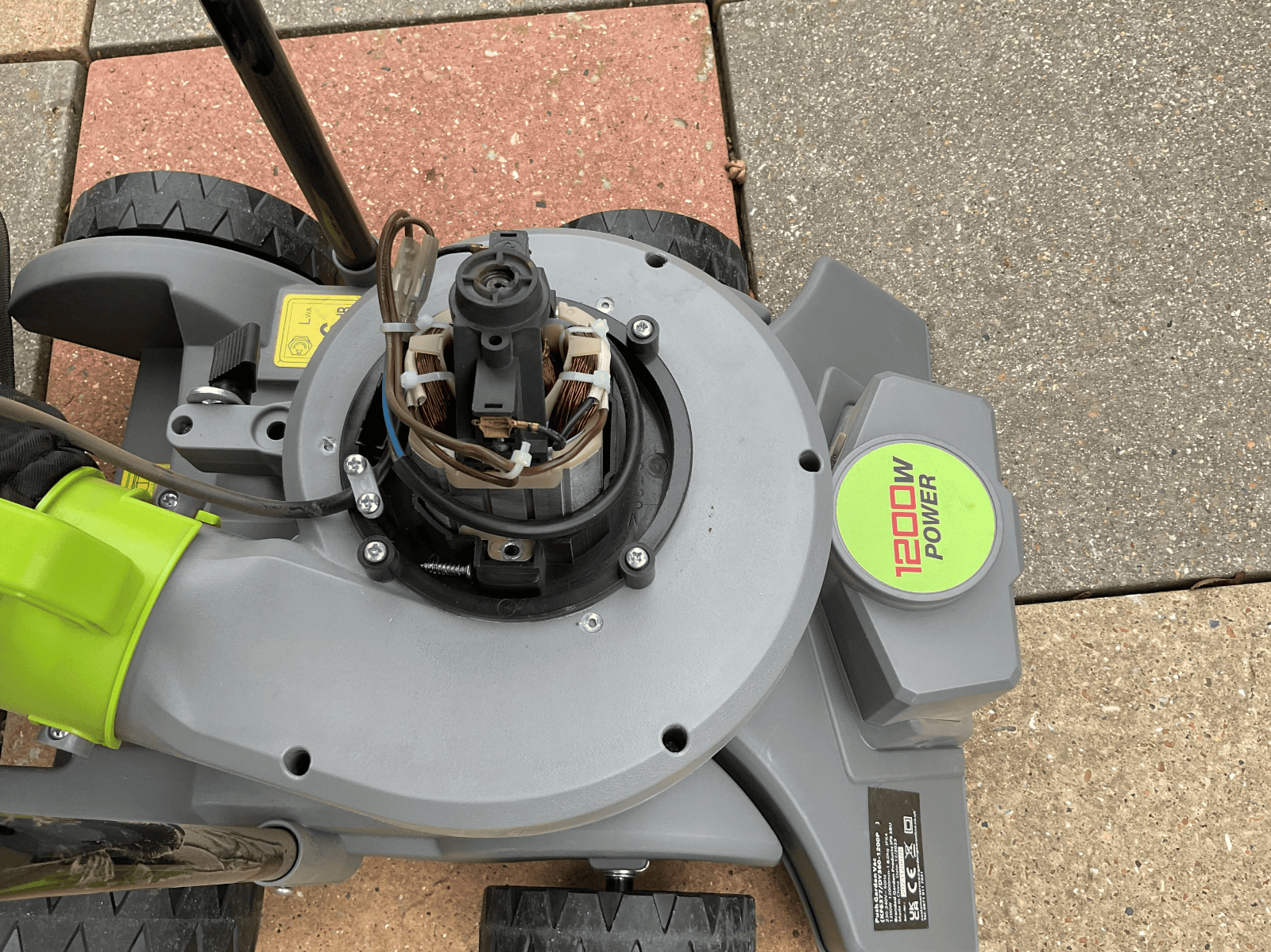 Garden Gear 3-in-1 Garden Push Vacuum and Blower 1200W Corded Spares or Repairs - Image 3