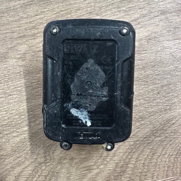 DeWalt DCB183 18V XR Li-Ion 2.0Ah Battery Pack Spares or Repairs