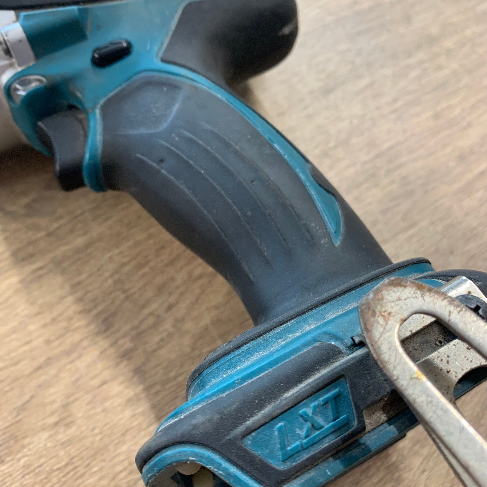 Makita DHP458 18V LXT Cordless Combi Drill Body Only Spares or Repair - Image 4