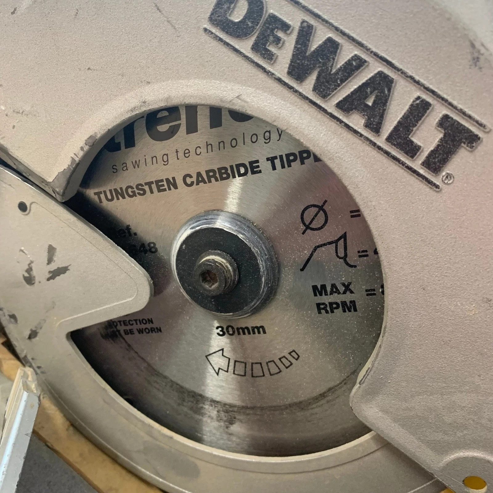 DeWalt DW777-LX 115V 216mm Mitre Saw With Blade Repair Spares - Image 11