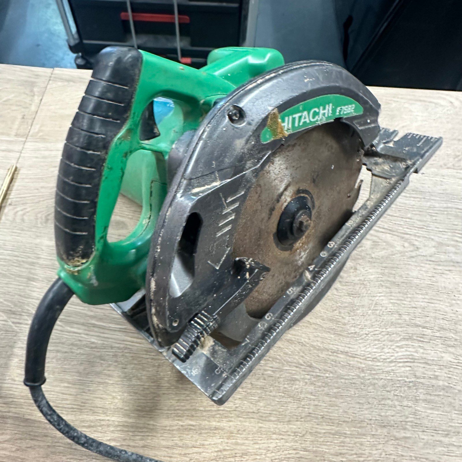 Hitachi C7SB2 110V 185mm Circular Saw 1670W Spares Or Repairs - Image 6