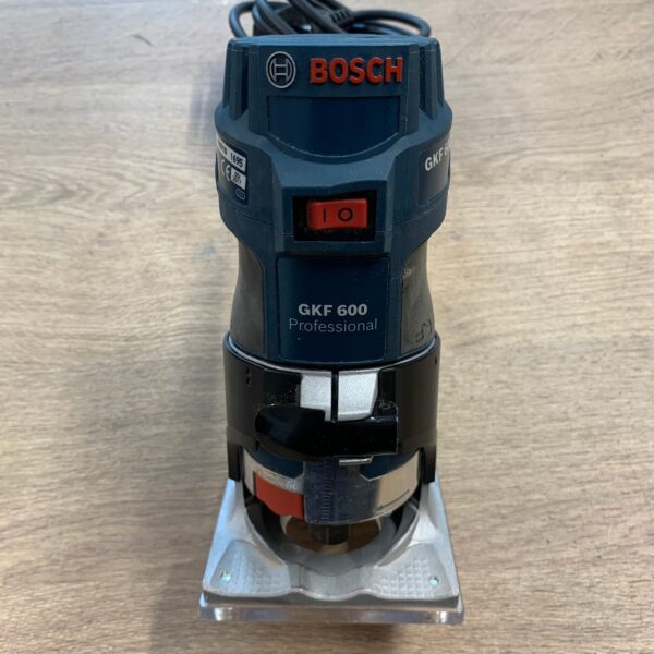 Bosch GKF 600 Professional 230V 600W Palm Router Trimmer Kit Case
