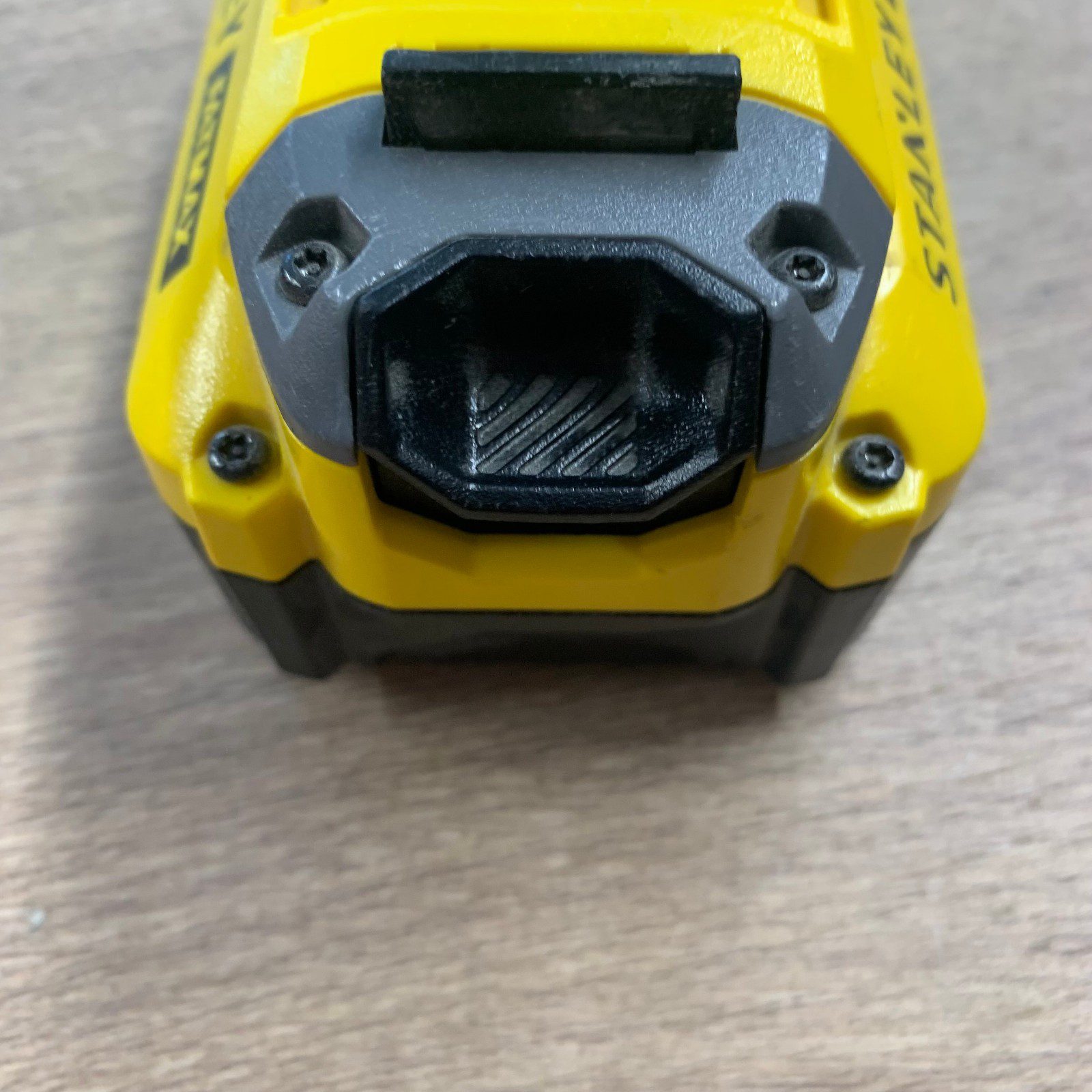 Stanley FatMax SFMCB204 V20 18V 4.0Ah Li-Ion Battery Refurbished - Image 5