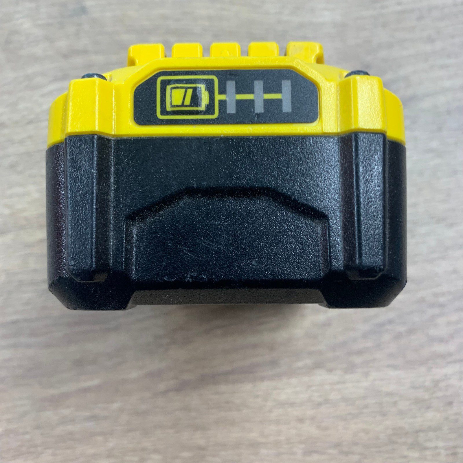 Stanley FatMax SFMCB204 V20 18V 4.0Ah Li-Ion Battery Refurbished - Image 9