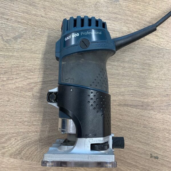 Bosch GKF 600 Professional 230V 600W Palm Router Trimmer Kit Case