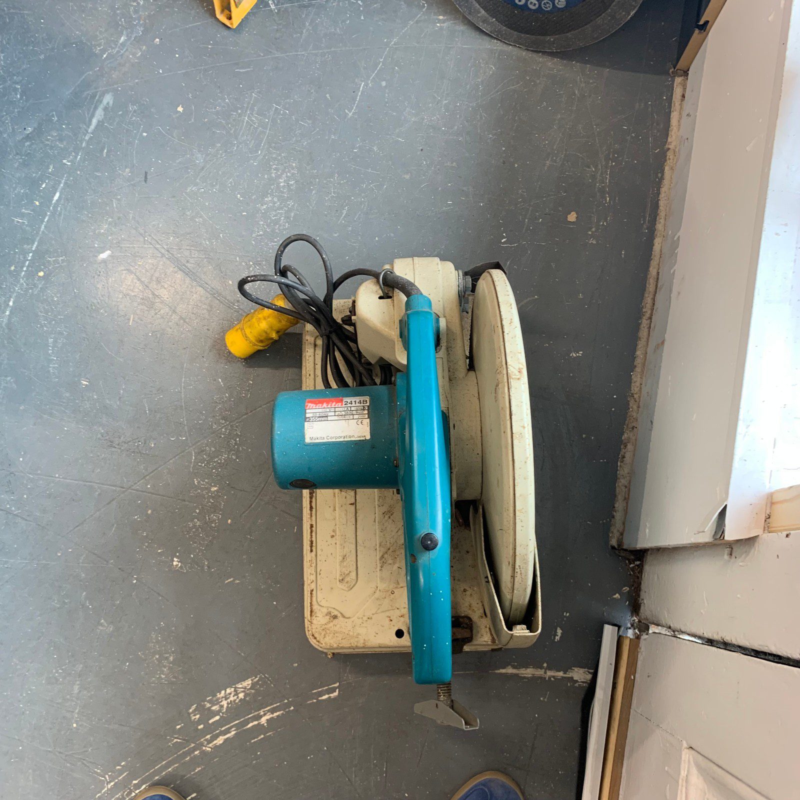 Makita 2414B 110V 355mm Cut Off Saw Chop Saw Metal Cutting Saw 1650W - Image 6