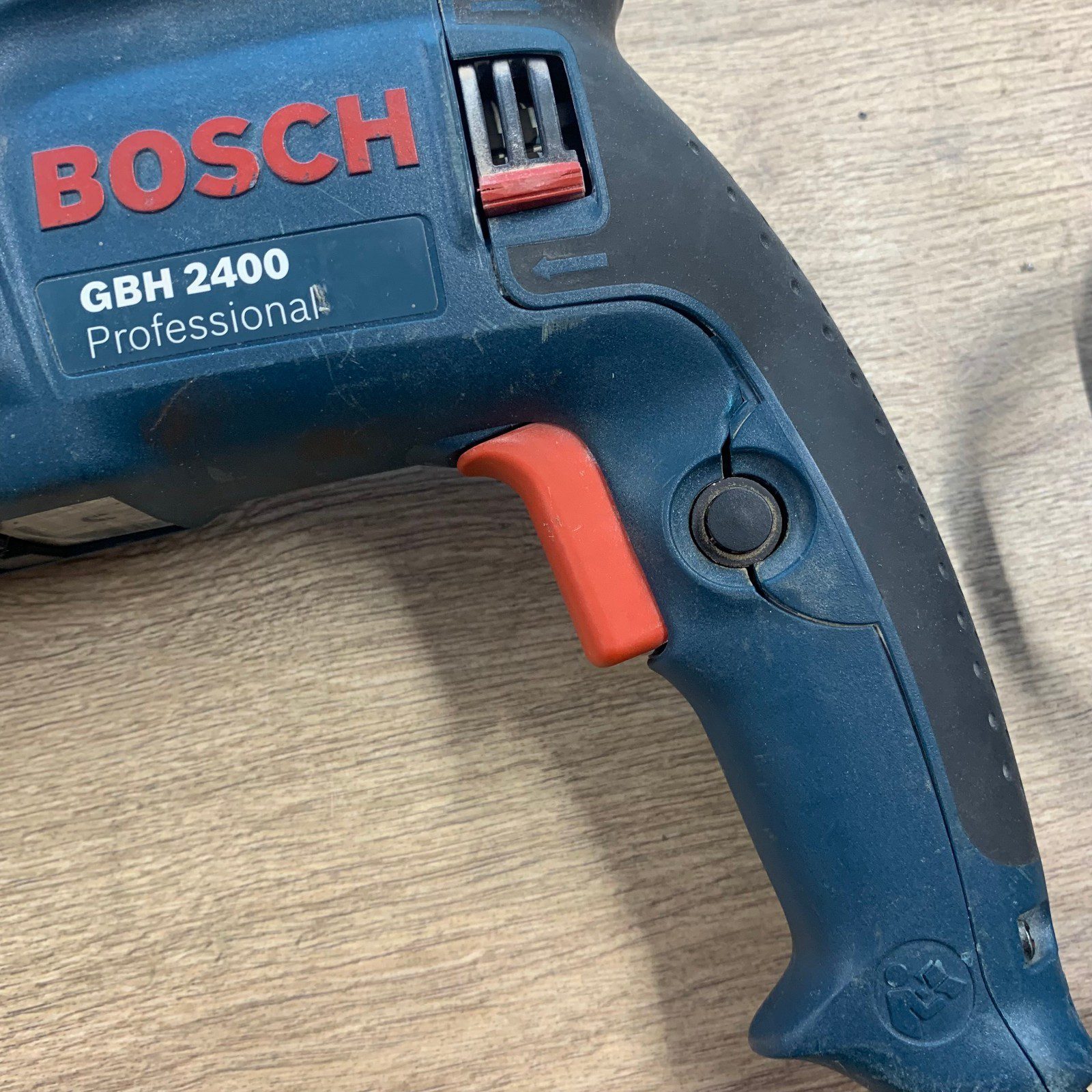 Bosch GBH 2400 Professional SDS Plus Hammer Drill 110V Case Bits Used - Image 12