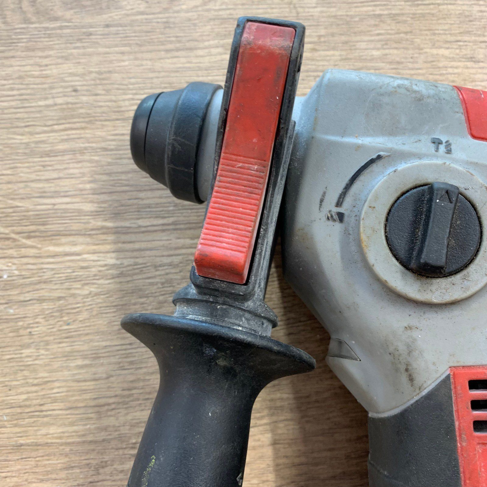 Milwaukee M18 BH 18V SDS Plus Rotary Hammer Drill Body Only Used - Image 5