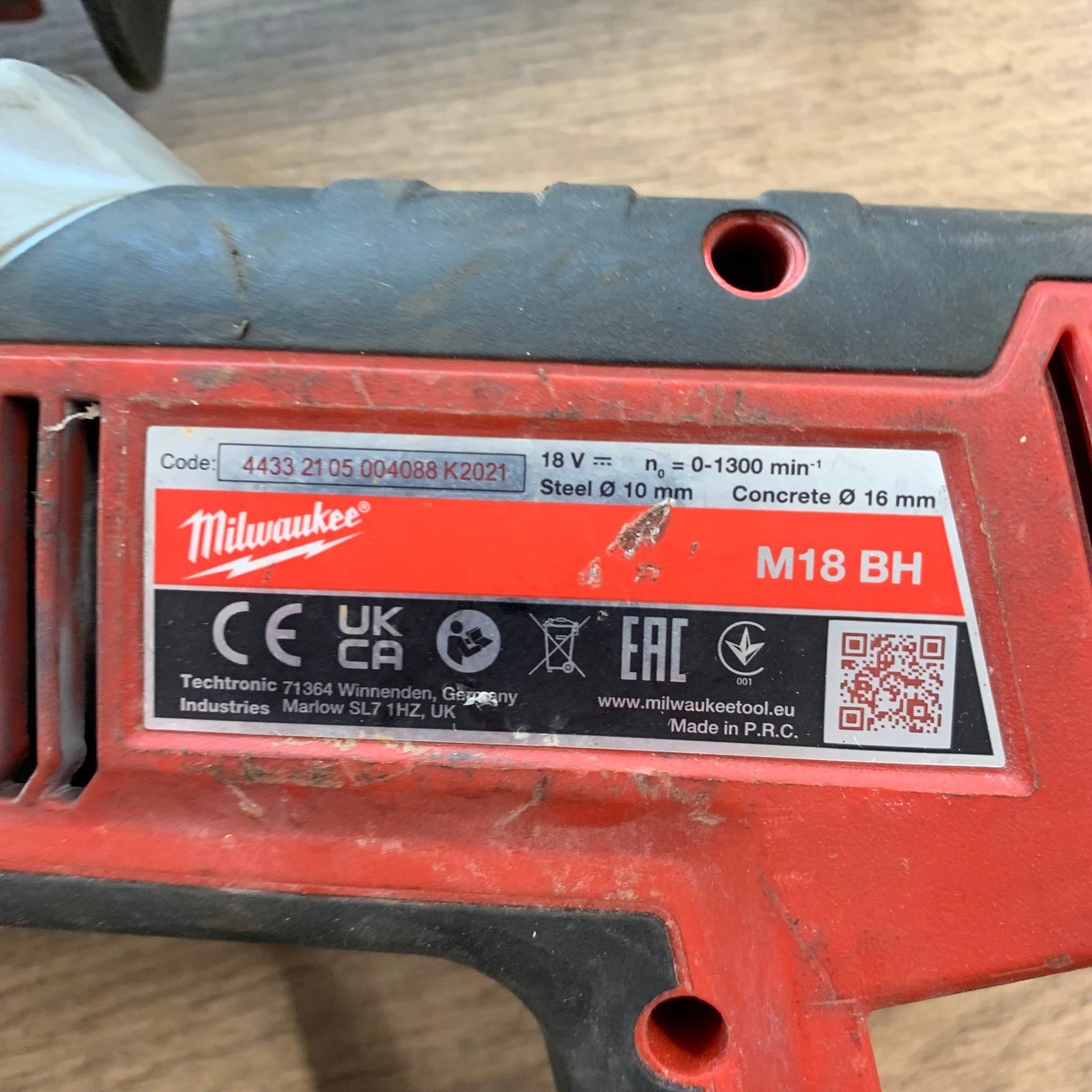 Milwaukee M18 BH 18V SDS Plus Rotary Hammer Drill Body Only Used - Image 8
