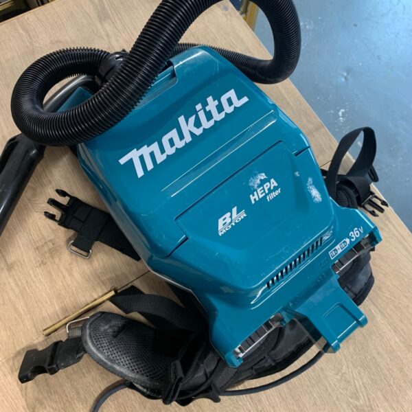 Makita DVC261 36V 18V x 2 LXT Brushless Backpack Vacuum Cleaner Very Good Refurb