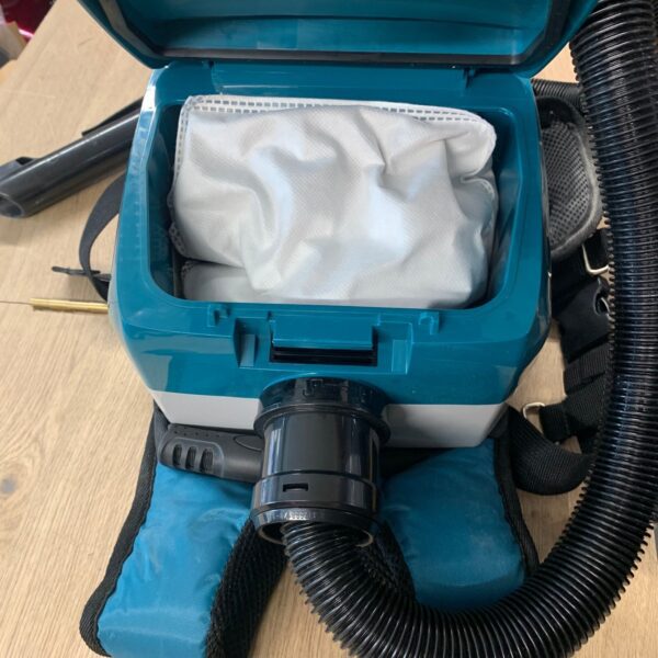 Makita DVC261 36V 18V x 2 LXT Brushless Backpack Vacuum Cleaner Very Good Refurb