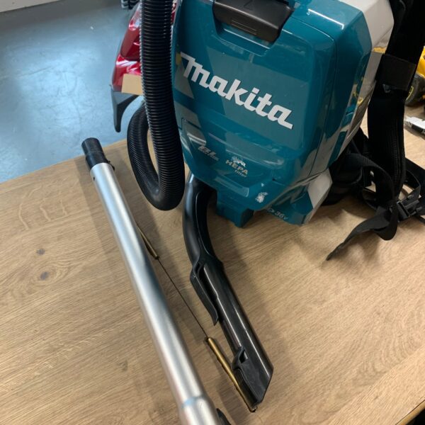 Makita DVC261 36V 18V x 2 LXT Brushless Backpack Vacuum Cleaner Very Good Refurb
