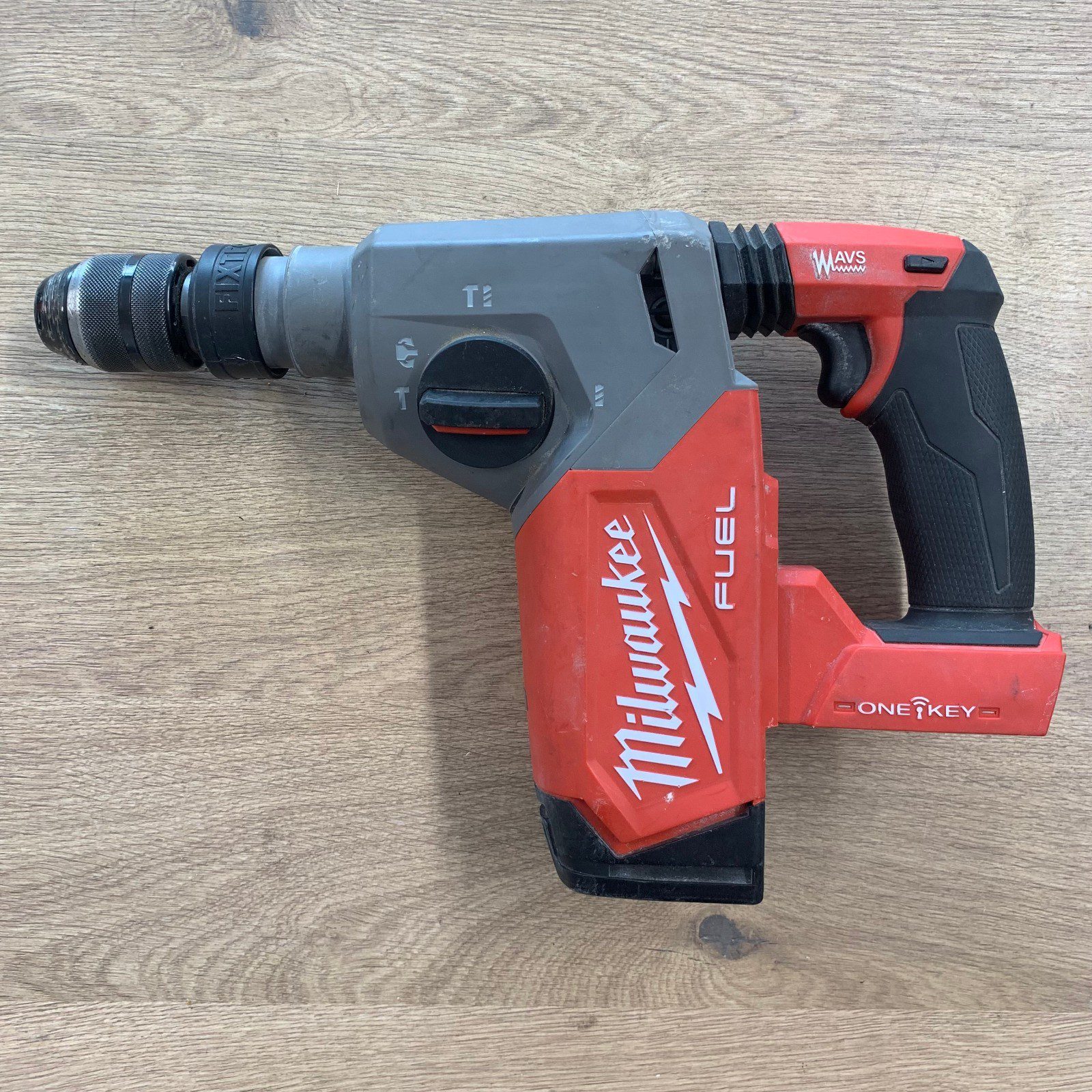 Milwaukee M18 ONEFHX 18V FUEL SDS Plus Rotary Hammer Drill With Case Body Only - Image 13