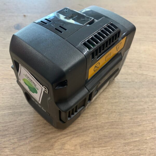 Husqvarna BLi300 36V 9.36Ah 336.96Wh Li-Ion Battery Pack Very Good Refurbished