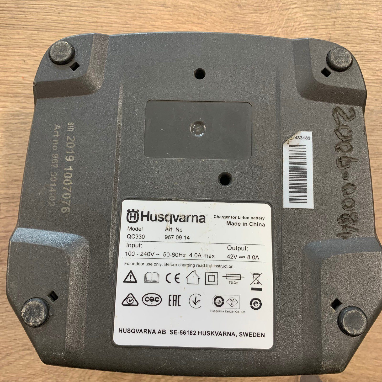 Husqvarna QC330 100V-240V 42V 8A Li-Ion Battery Charger With Cable Excellent - Image 10