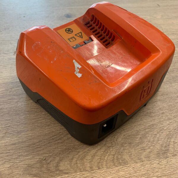 Husqvarna QC330 100V-240V 36V Battery Charger Excellent Refurbished No Cable