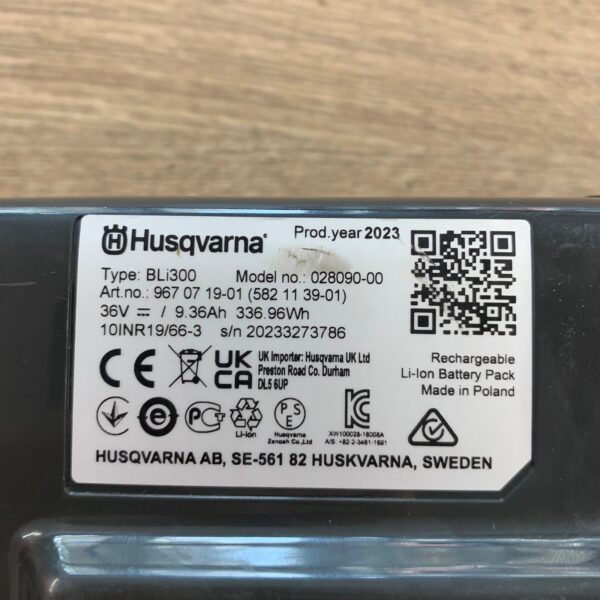 Husqvarna BLi300 36V 9.36Ah 336.96Wh Li-Ion Battery Pack Very Good Refurbished