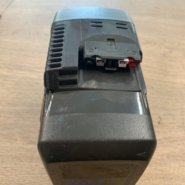 Husqvarna BLi300 36V 9.36Ah 336.96Wh Li-Ion Battery Pack Very Good Refurbished