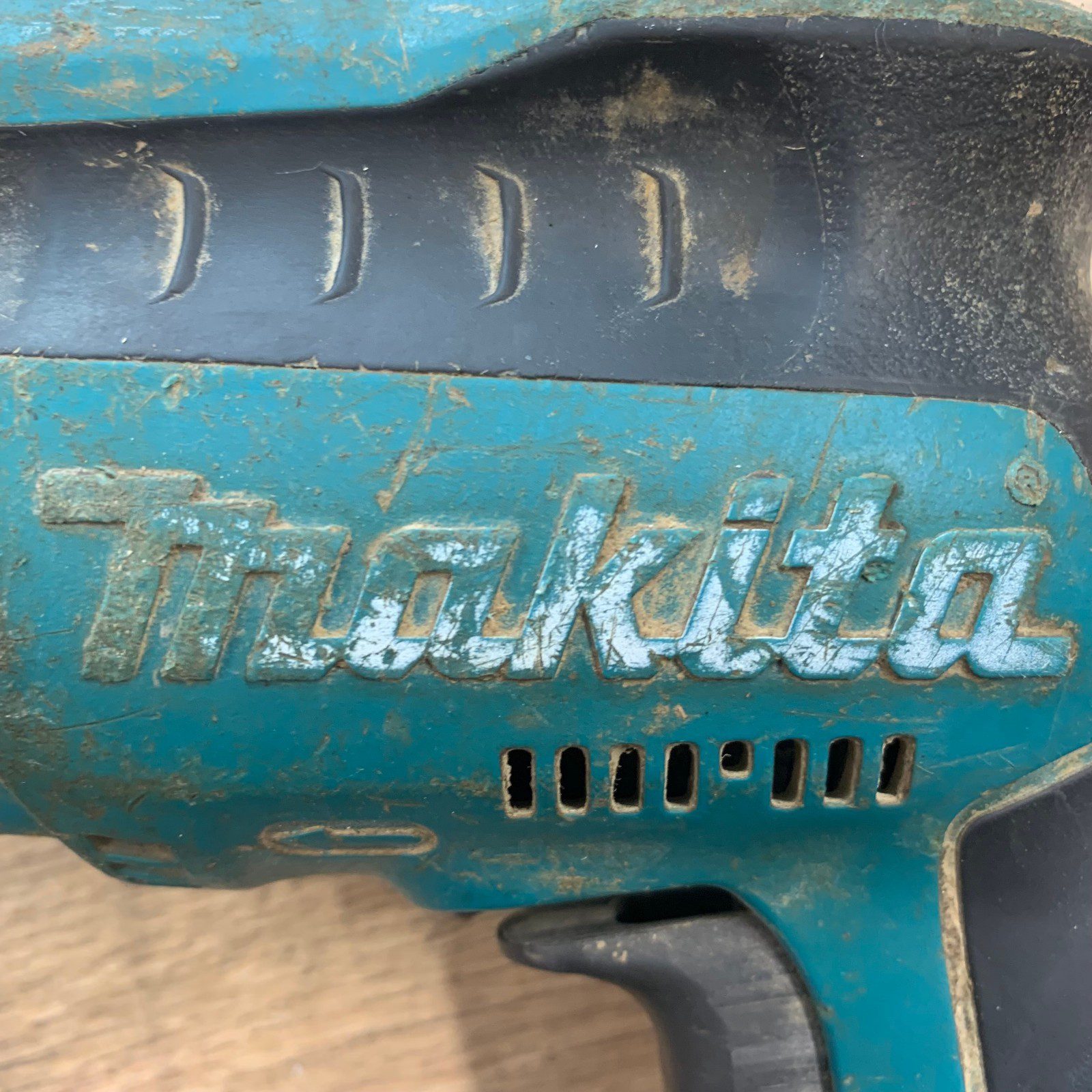 Makita DFS251 18V LXT Brushless Cordless Drywall Screwdriver Body Only Used - Image 4