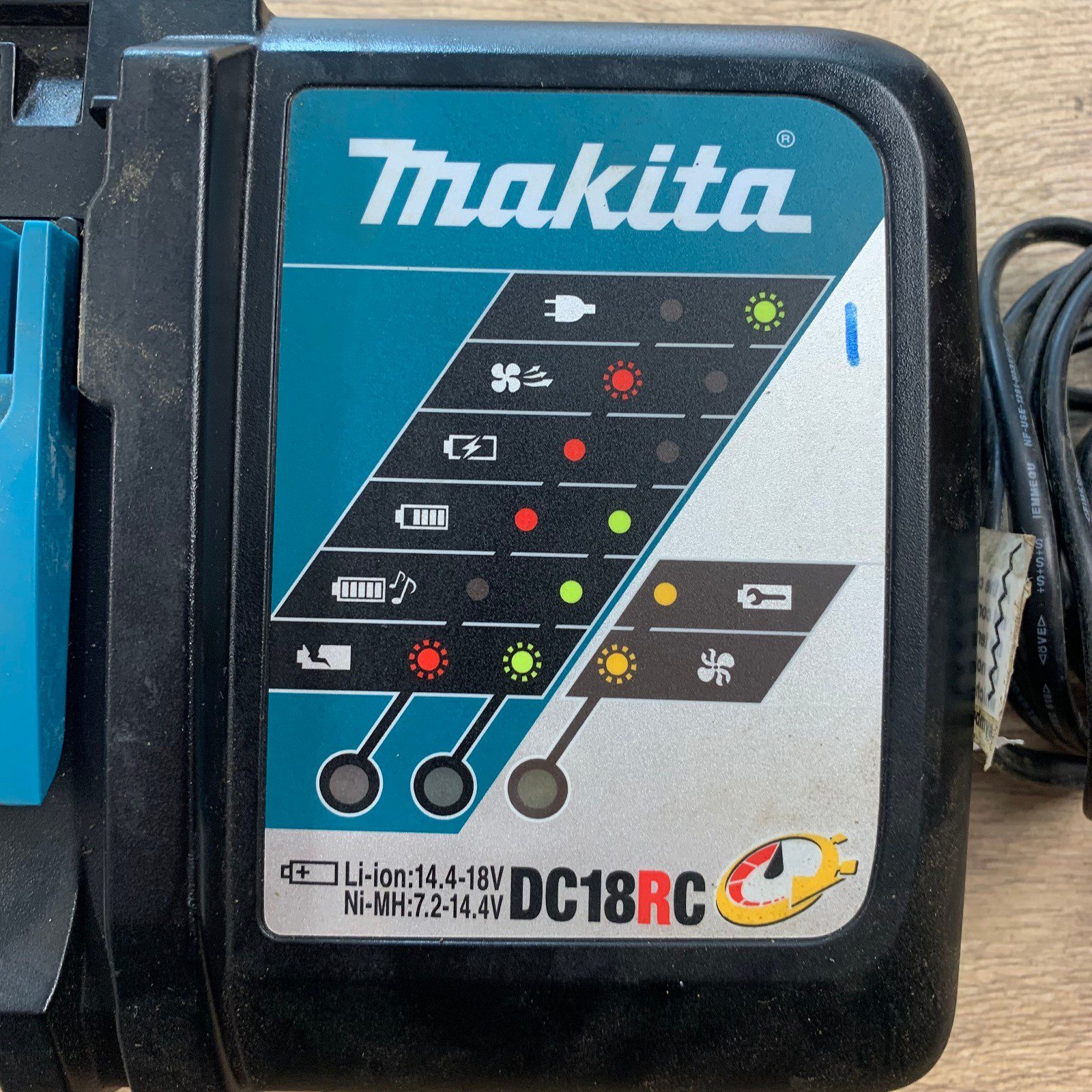 Makita DC18RC 240V 7.2V-18V Fast Battery Charger Excellent Refurbished - Image 3