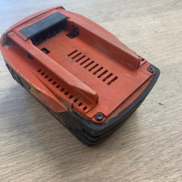 Hilti B 22/5.2 21.6V 5.2Ah 112Wh Li-Ion Battery Used