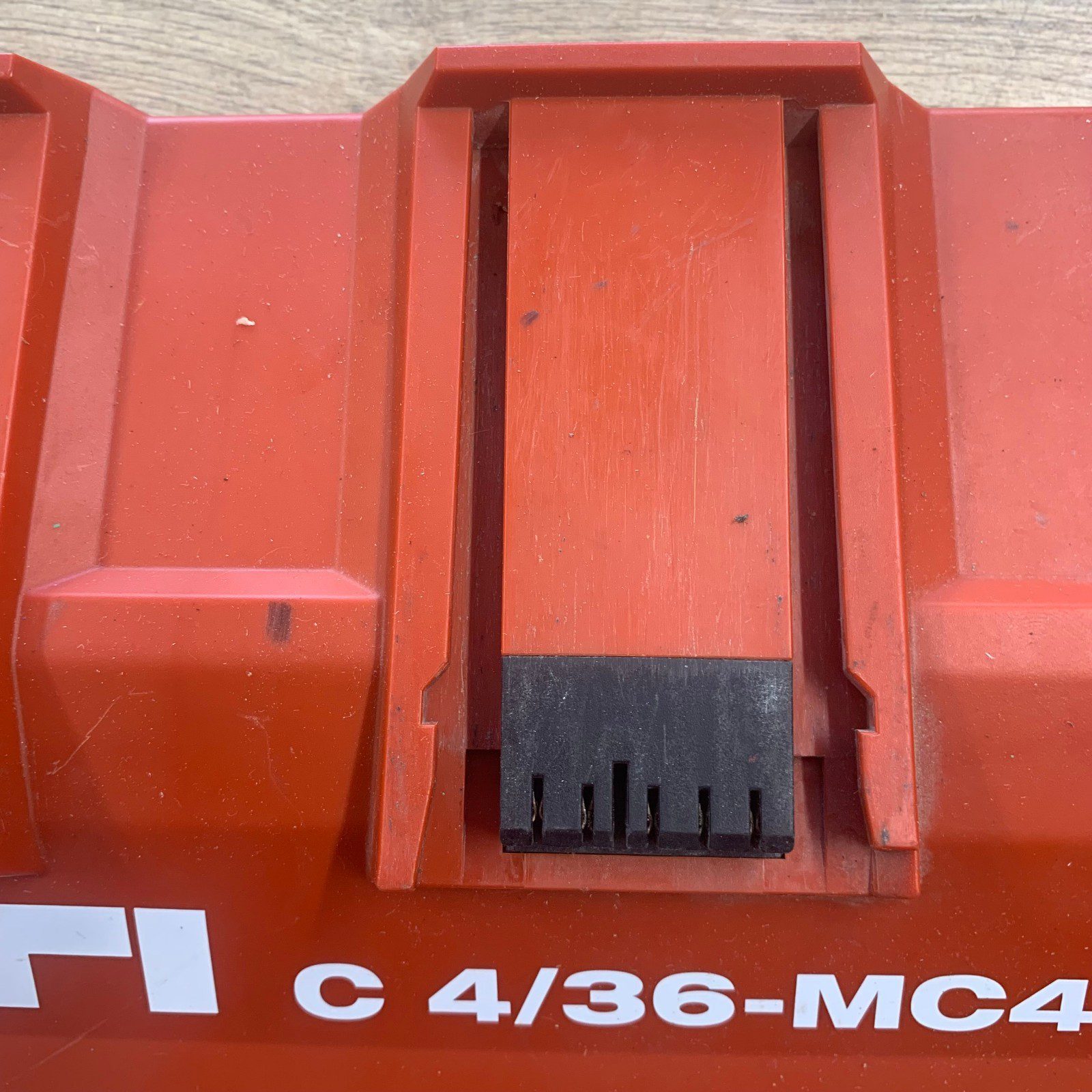 Hilti C 4/36-MC4 230V 4-Port Multi Battery Charger 7.2V-36V - Image 2