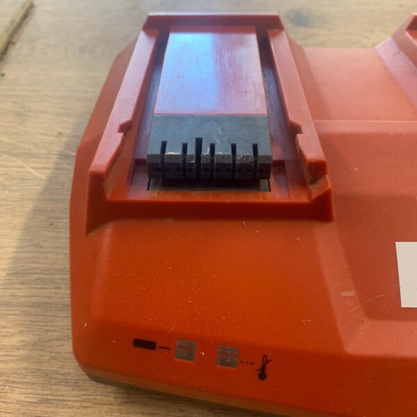 Hilti C 4/36-MC4 230V 4-Port Multi Battery Charger 7.2V-36V