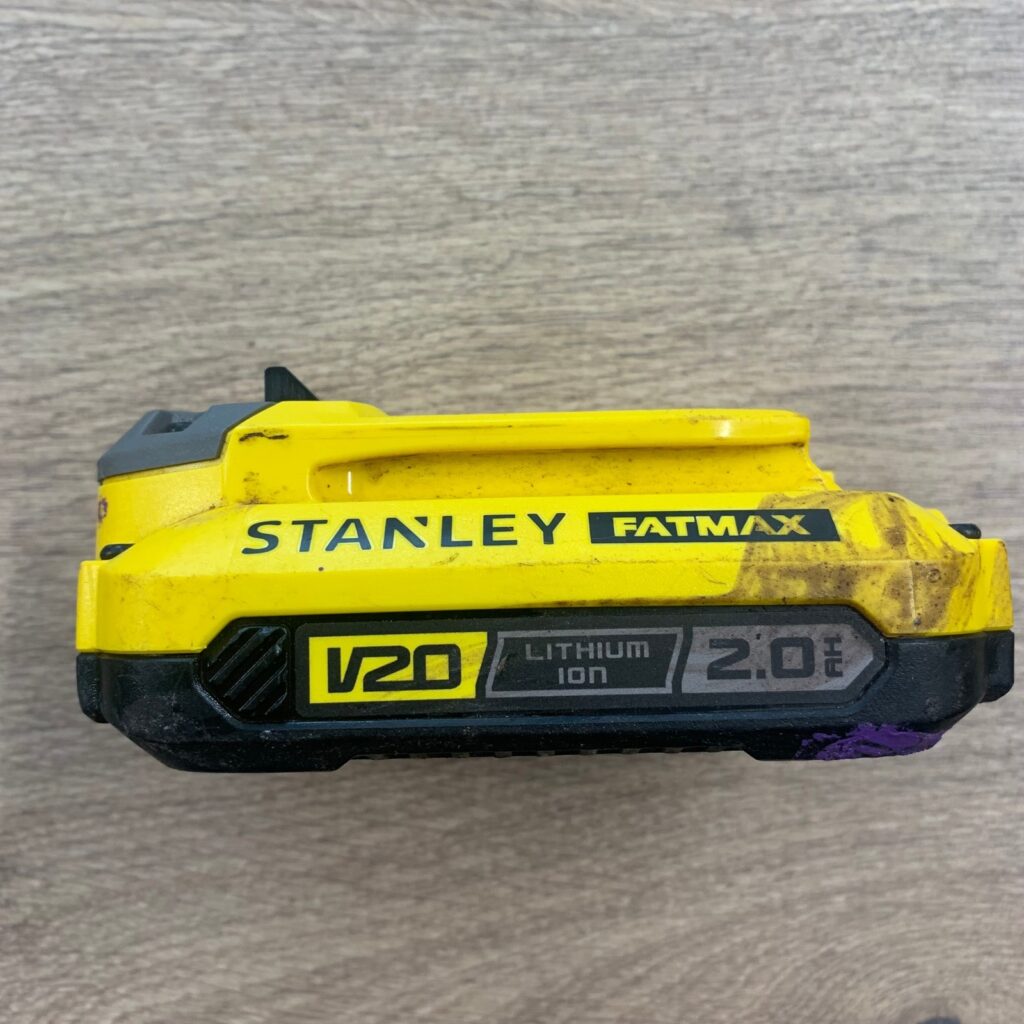 Stanley FatMax V20 18V 2.0Ah 36Wh Lithium Ion Battery SFMCB202 - Used