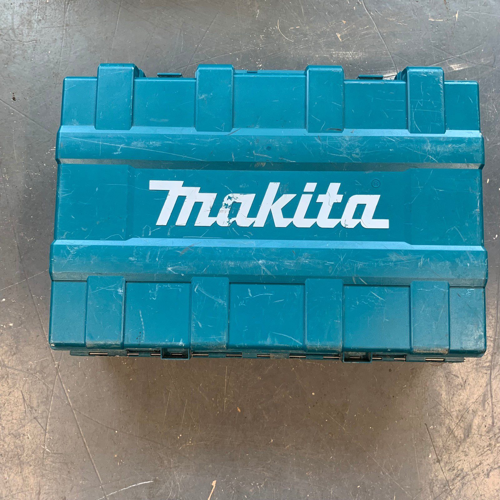 Makita DBN900 18V LXT 50-90mm Cordless Framing Nailer 30-34° with Case - Image 2
