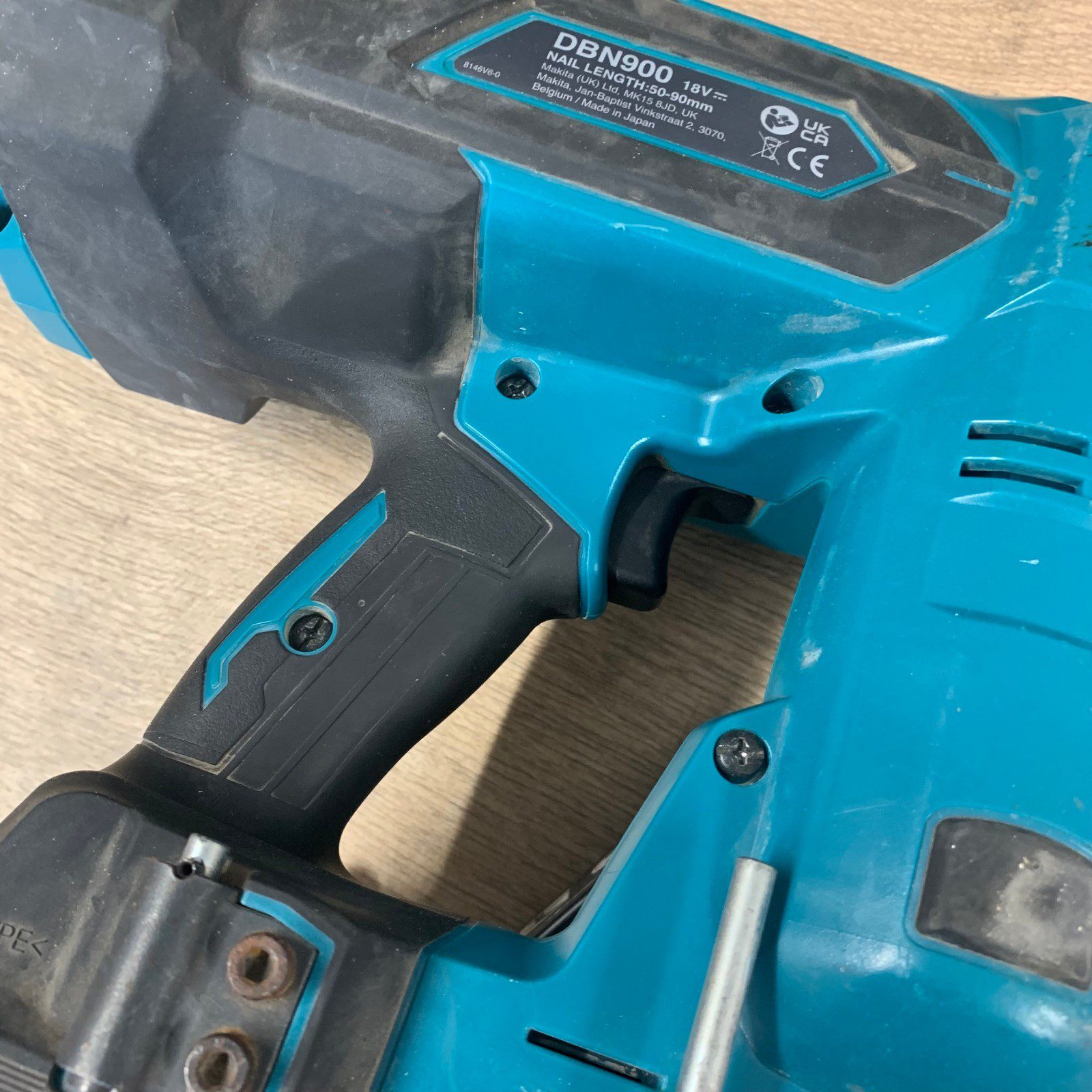 Makita DBN900 18V LXT 50-90mm Cordless Framing Nailer 30-34° with Case - Image 6
