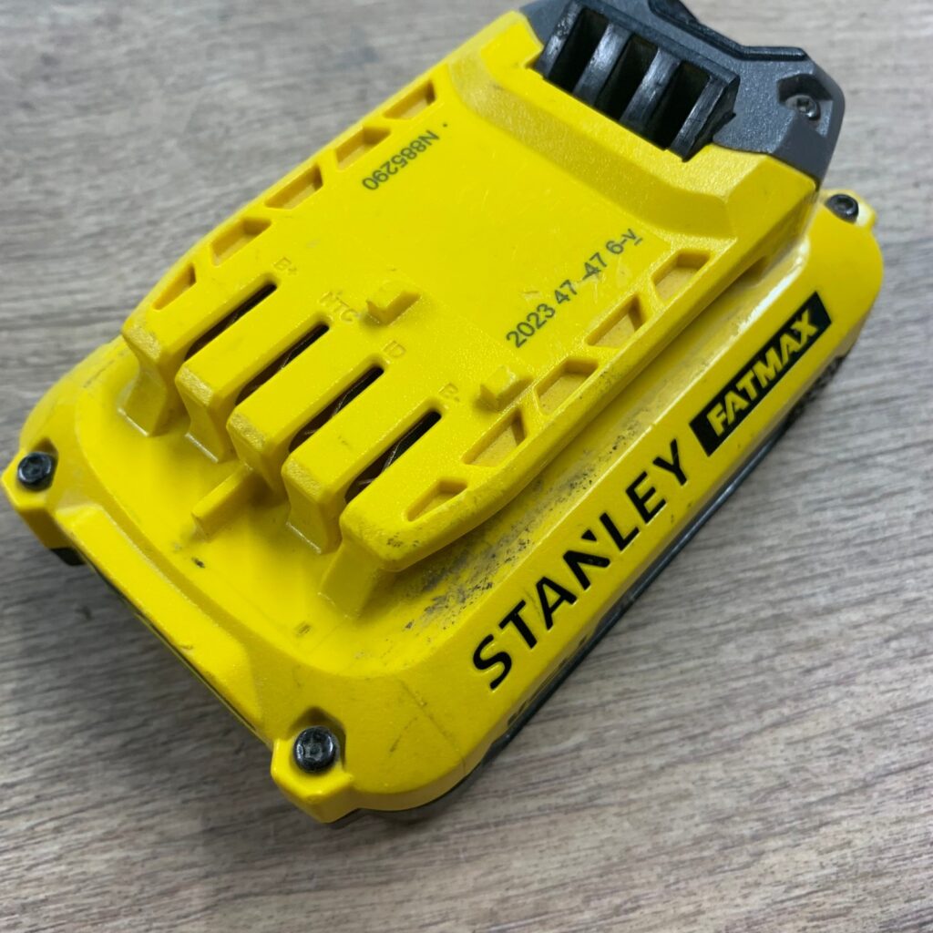Stanley FatMax SFMCB202 18V V20 2.0Ah Li-Ion Battery Very Good Used