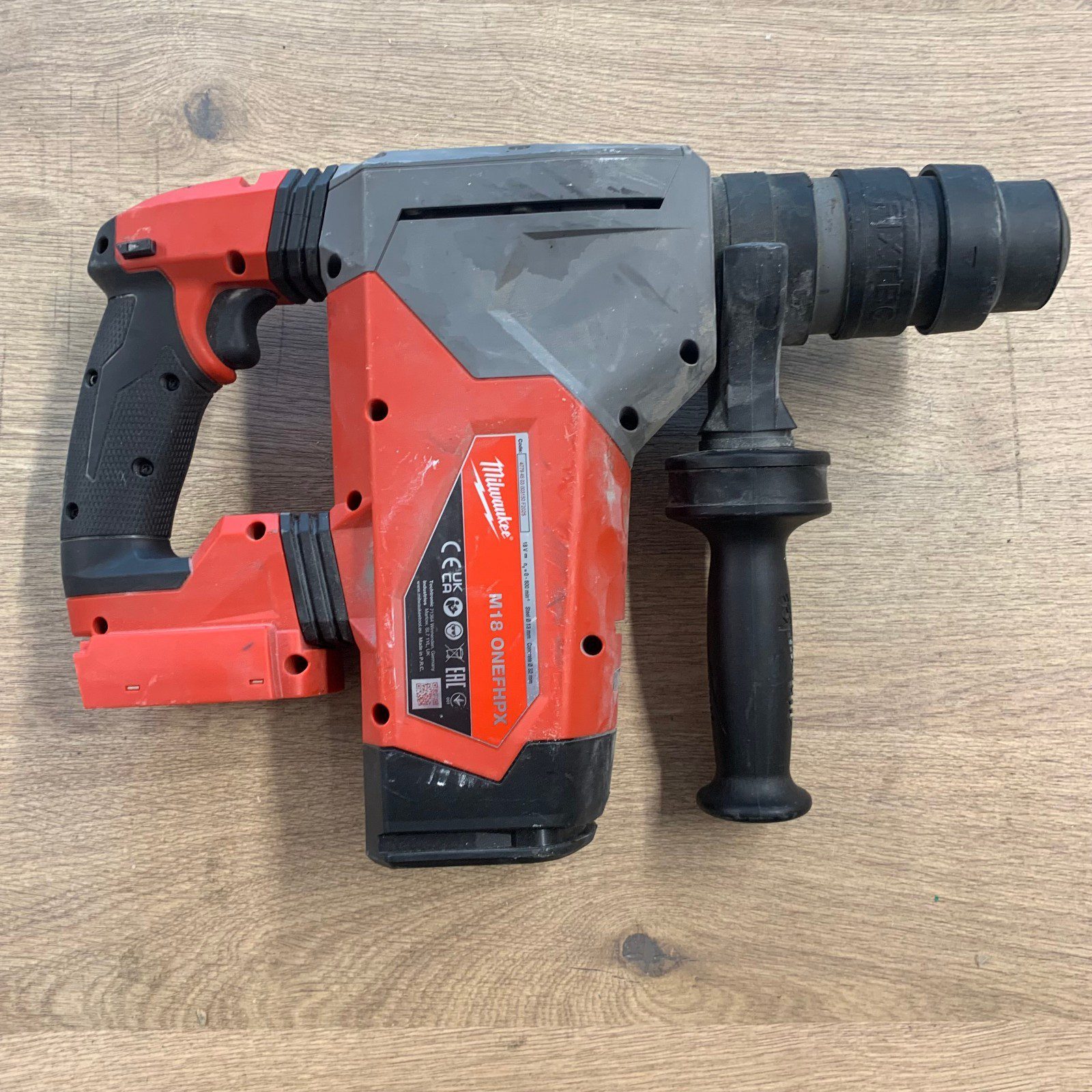 Milwaukee M18 ONEFHPX 18V FUEL 32mm SDS Plus Rotary Hammer Drill with Case - Image 15