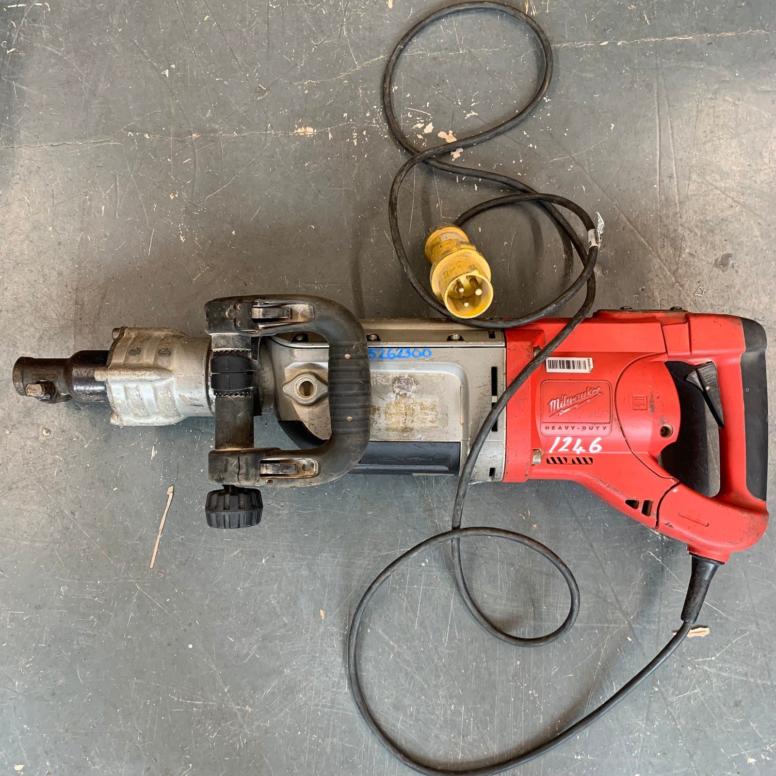 Milwaukee K 900 K 110V 1600W 21mm K-Hex Demolition Breaker Hammer + Case - Image 5