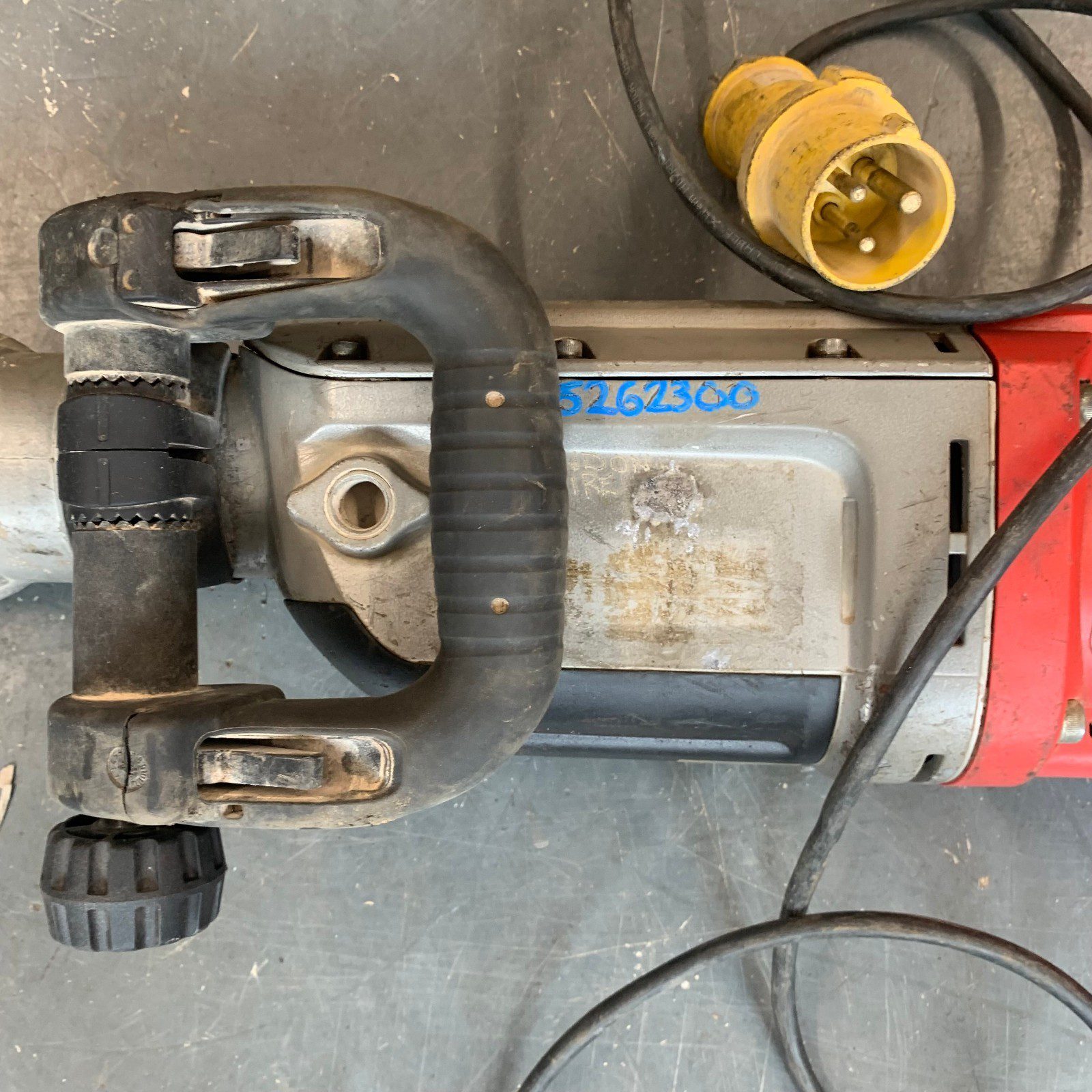 Milwaukee K 900 K 110V 1600W 21mm K-Hex Demolition Breaker Hammer + Case - Image 8