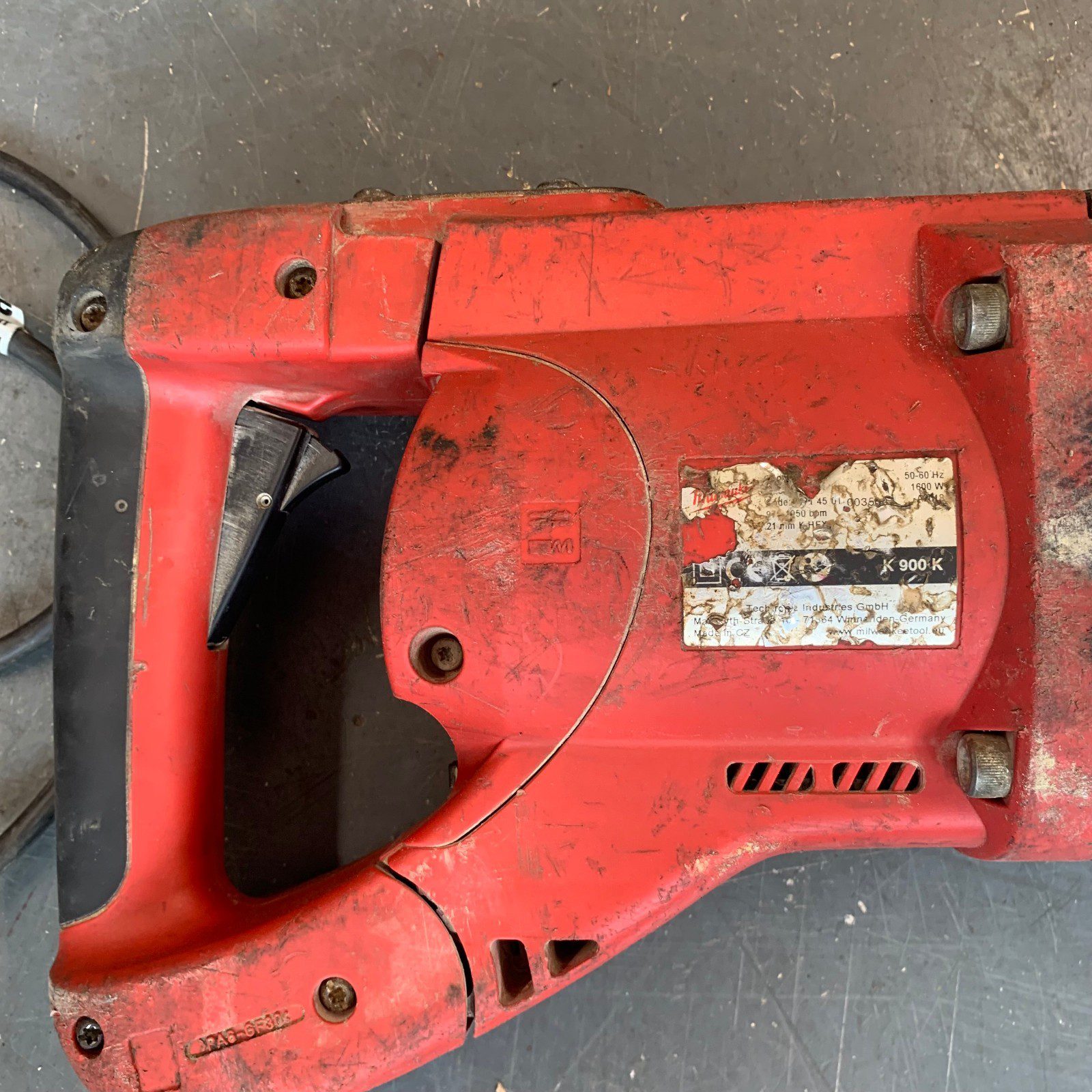 Milwaukee K 900 K 110V 1600W 21mm K-Hex Demolition Breaker Hammer + Case - Image 12
