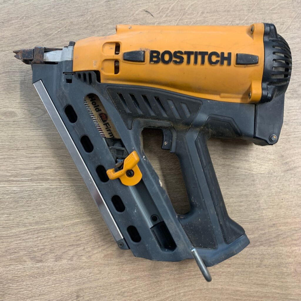 Bostitch GF33PT 7.2V Gas Cordless Framing Nailer 50-90mm 2 Batteries Case