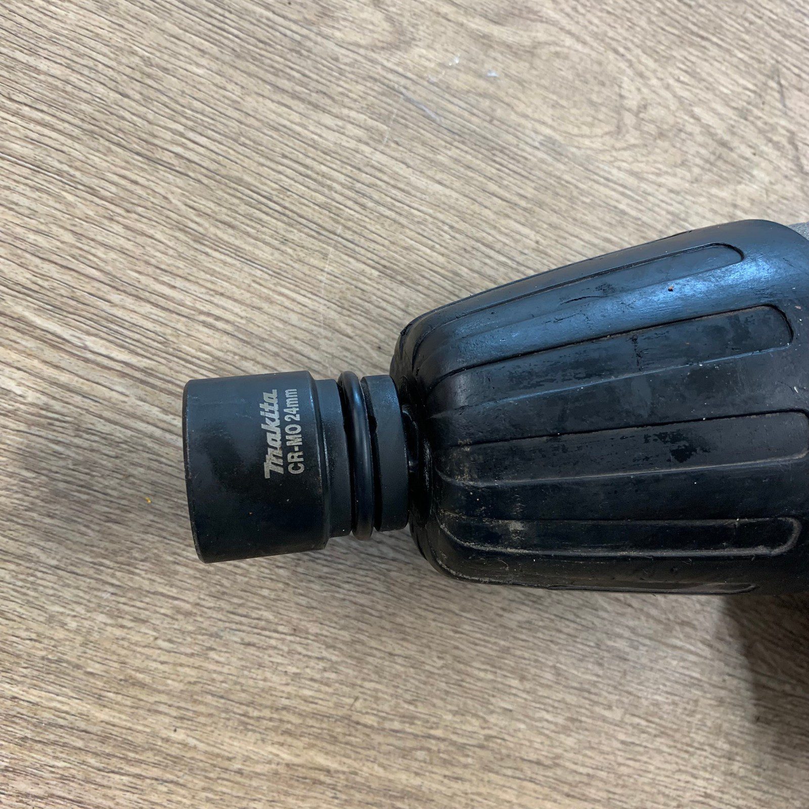 Makita 6905B 1/2" Impact Wrench 110V 12.7mm with 9pc Socket Set - Image 8