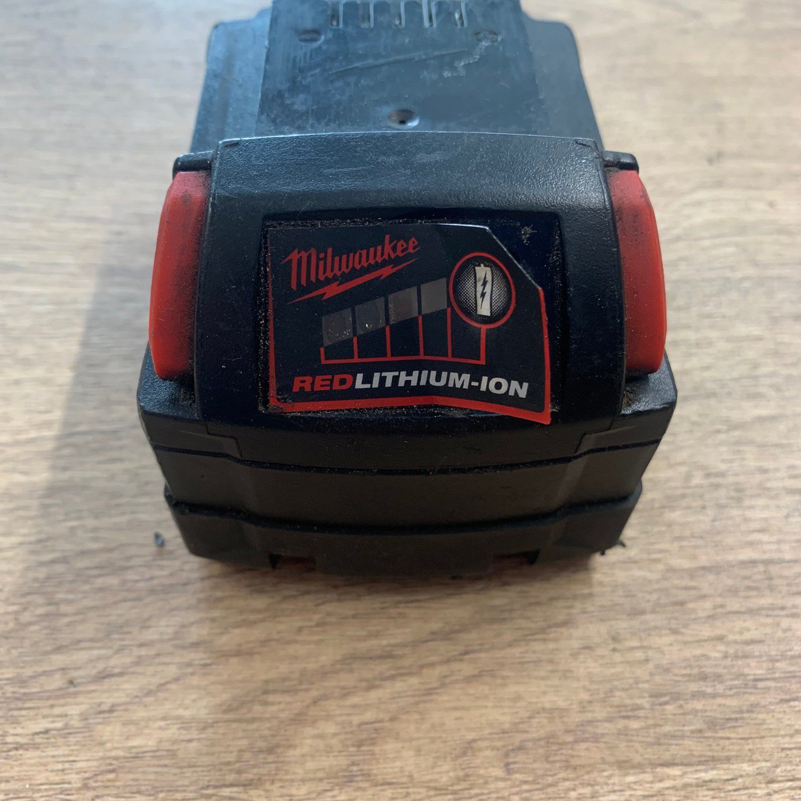 Milwaukee M18 18V 5.0Ah RedLithium-Ion Battery Pack Used - Image 5