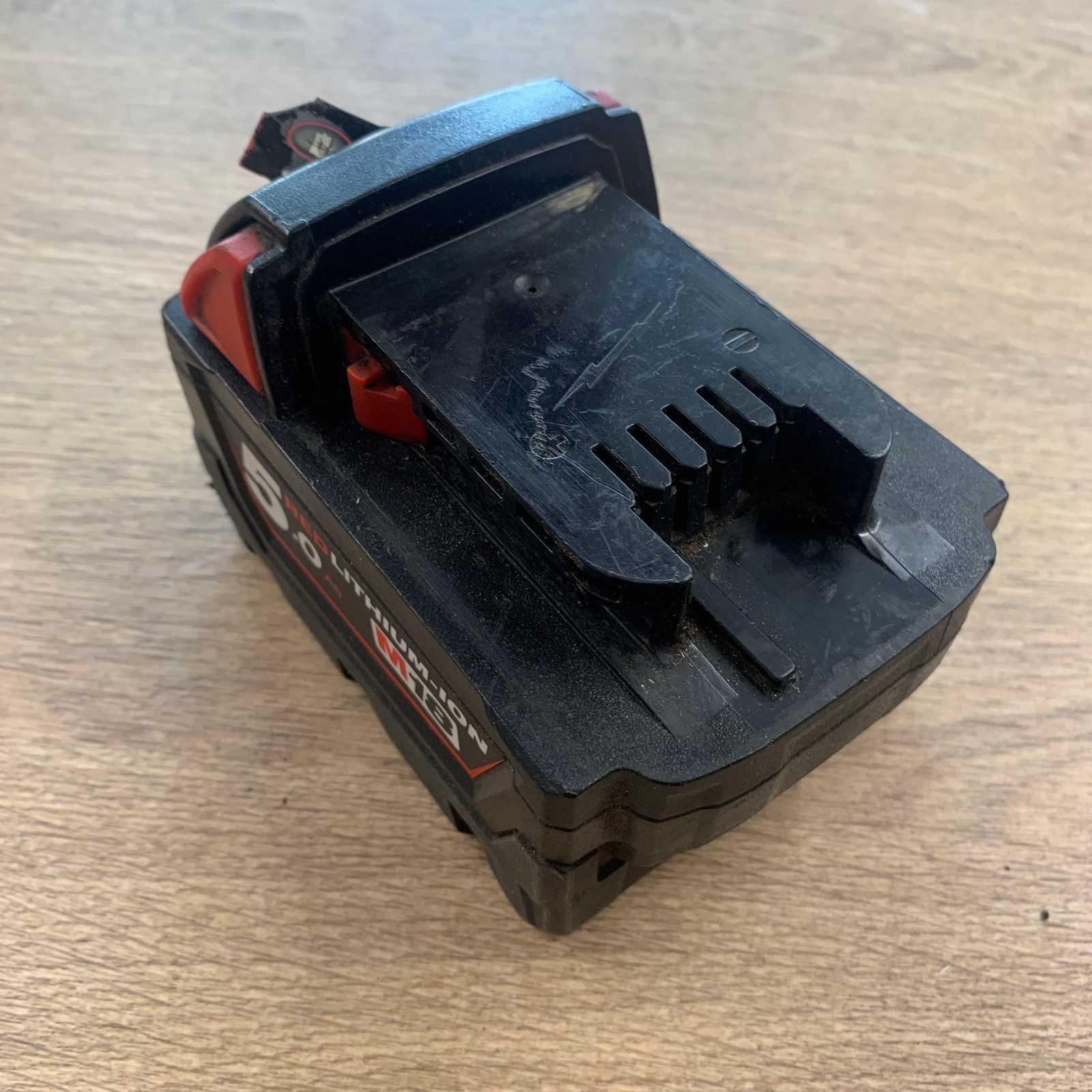 Milwaukee M18 18V 5.0Ah RedLithium-Ion Battery Pack Used - Image 7