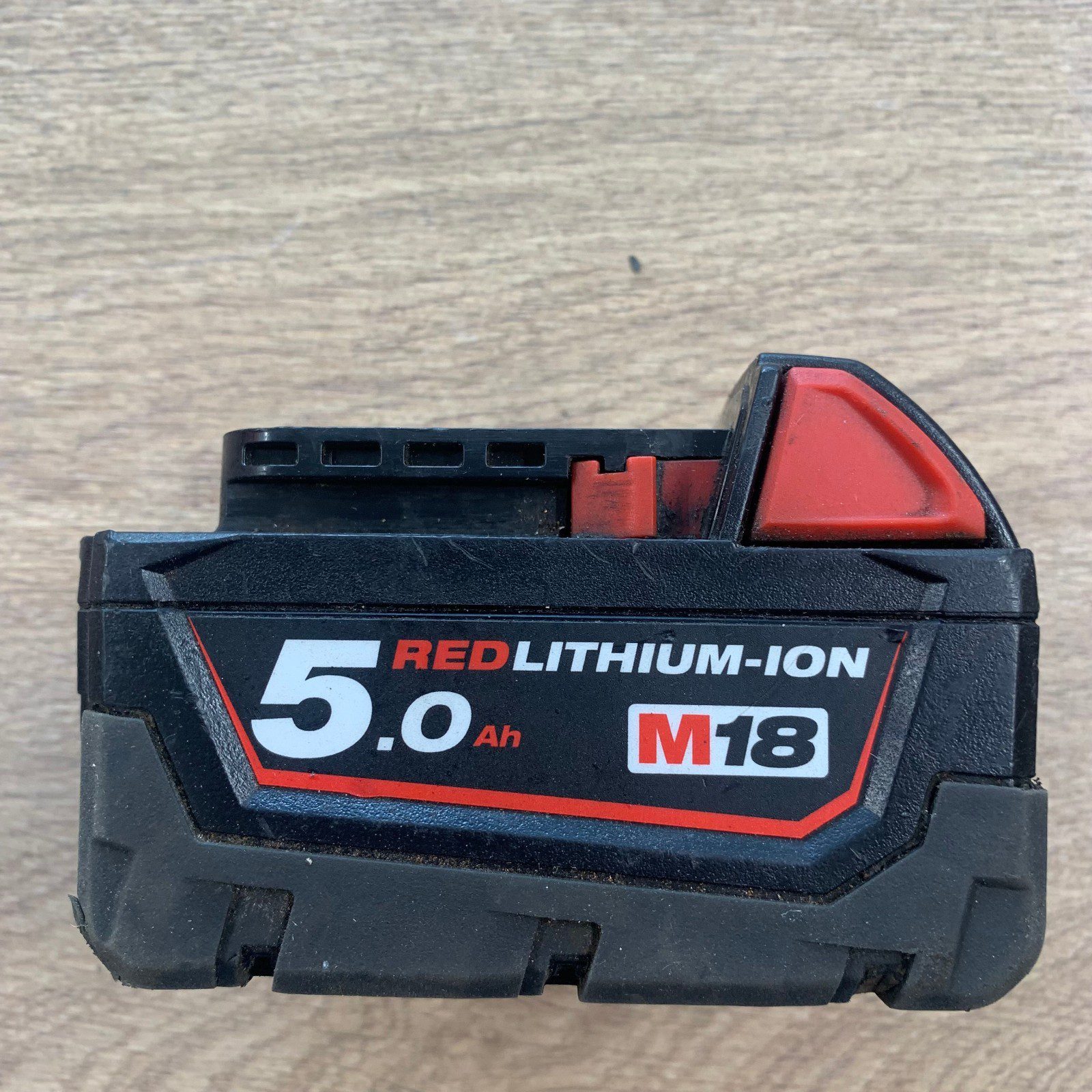 Milwaukee M18 18V 5.0Ah RedLithium-Ion Battery Pack Used - Image 9