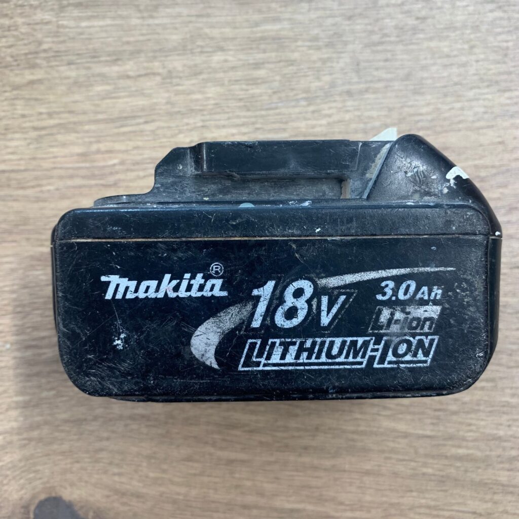 Makita BL1830 18V 3.0Ah 54Wh Li-Ion Battery Pack Used