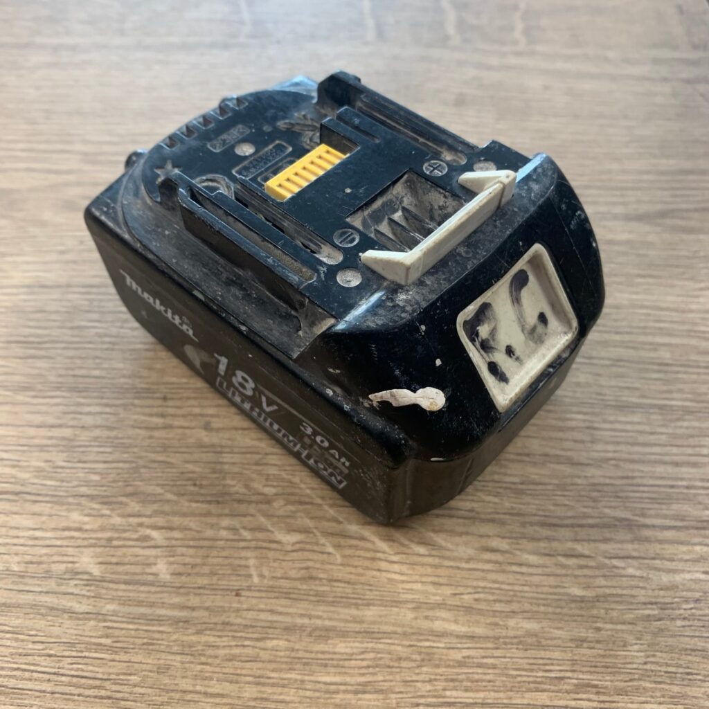 Makita BL1830 18V 3.0Ah 54Wh Li-Ion Battery Pack Used