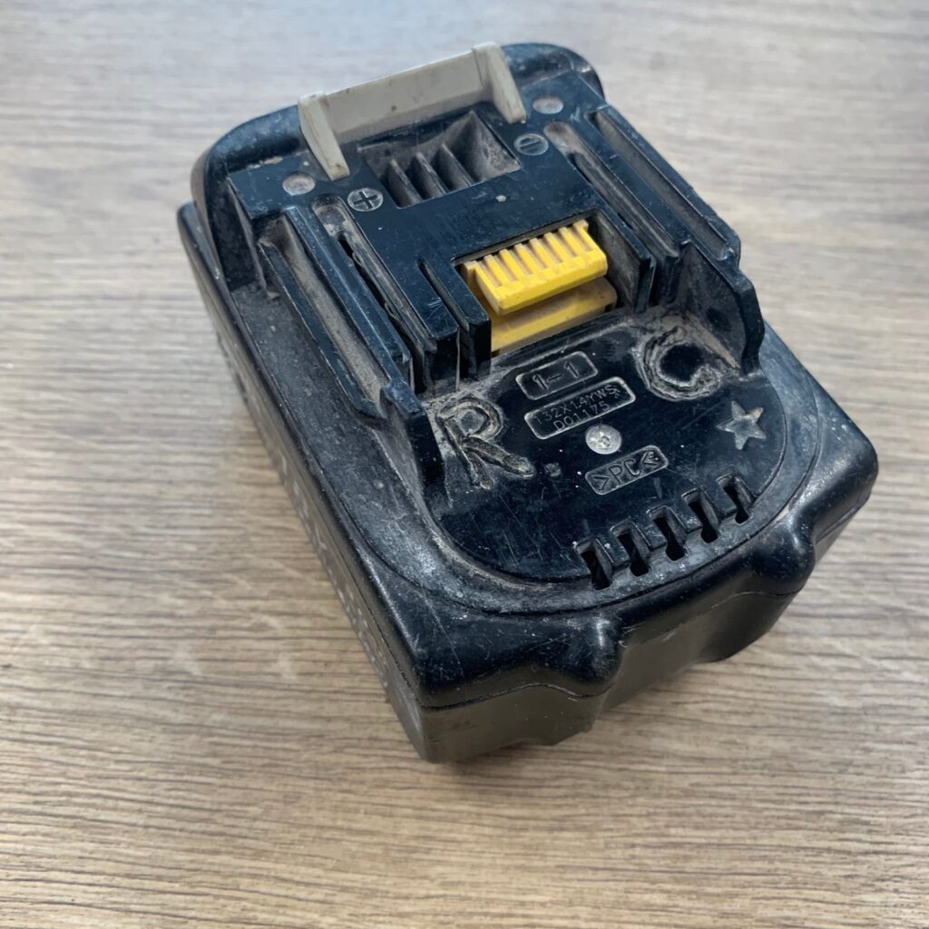 Makita BL1830 18V 3.0Ah 54Wh Li-Ion Battery Pack Used