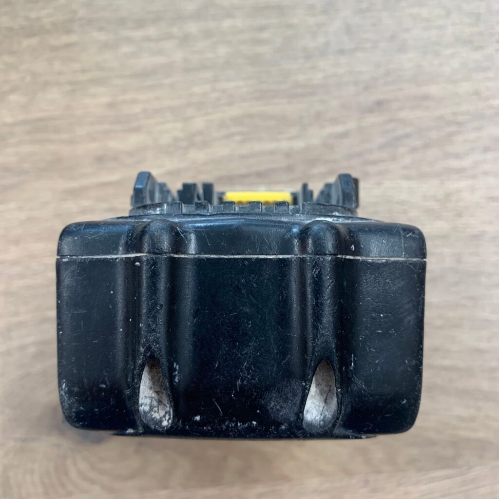 Makita BL1830 18V 3.0Ah 54Wh Li-Ion Battery Pack Used