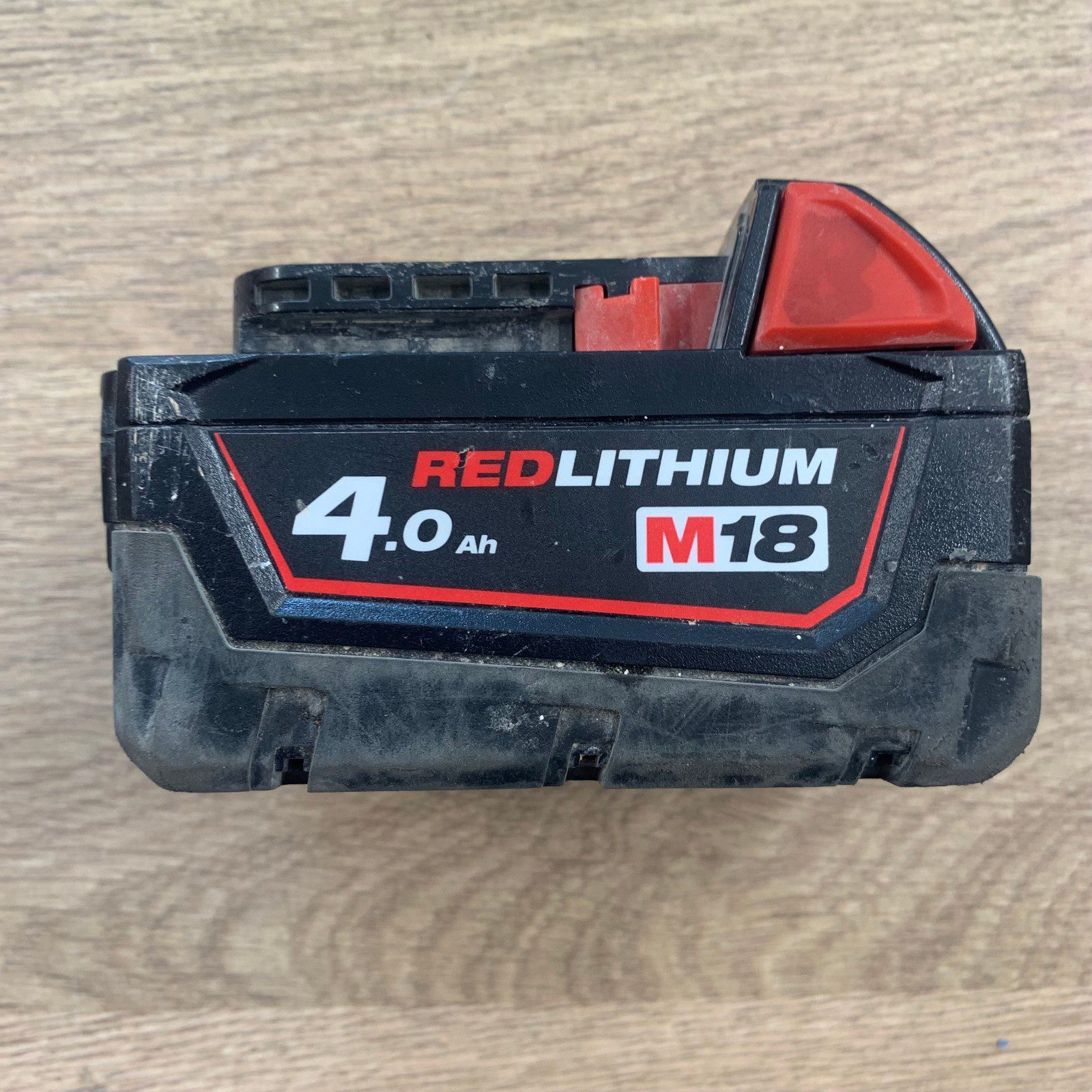 Milwaukee M18B4 4.0 Ah REDLITHIUM Battery Pack - Good Used - Image 1