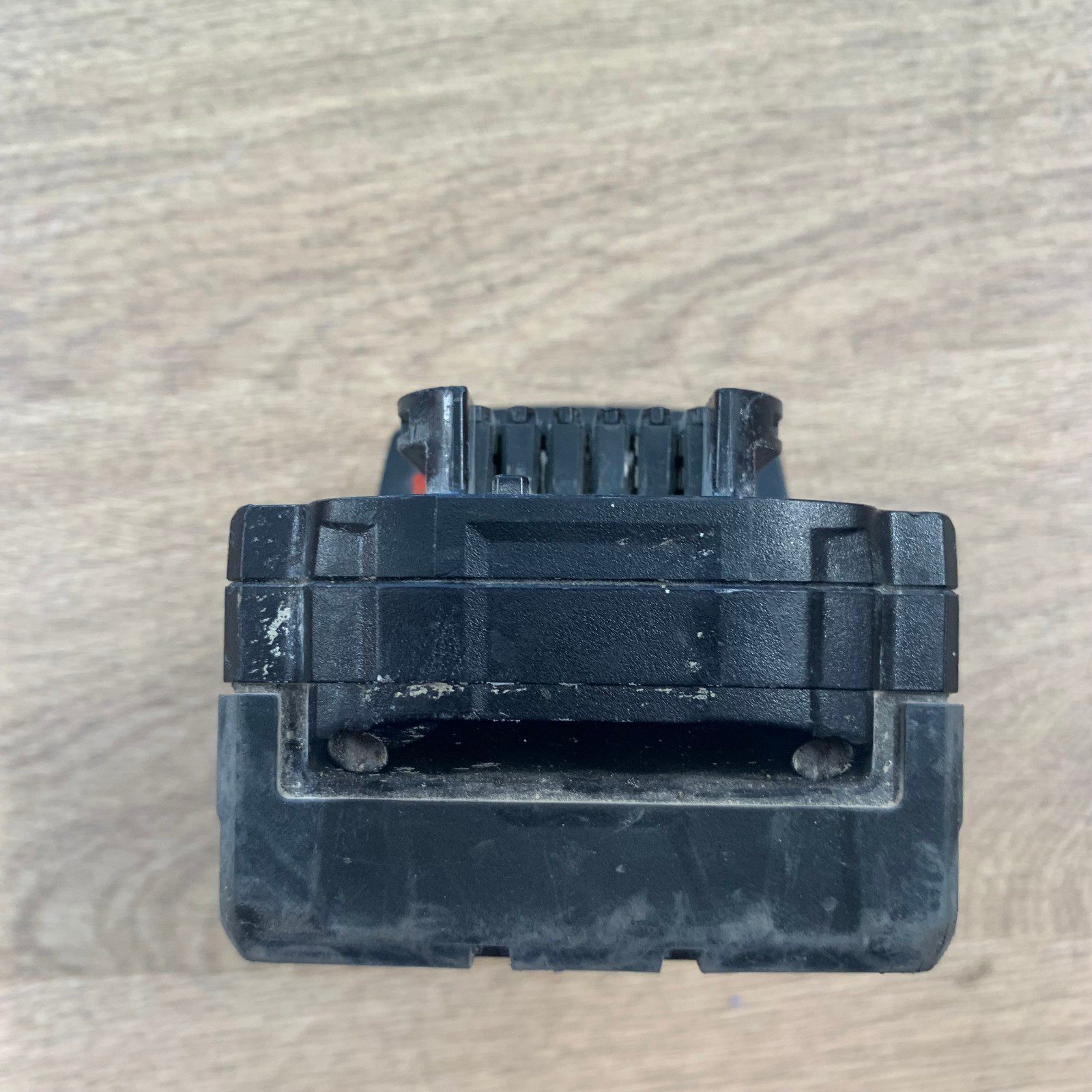 Milwaukee M18B4 4.0 Ah REDLITHIUM Battery Pack - Good Used - Image 4