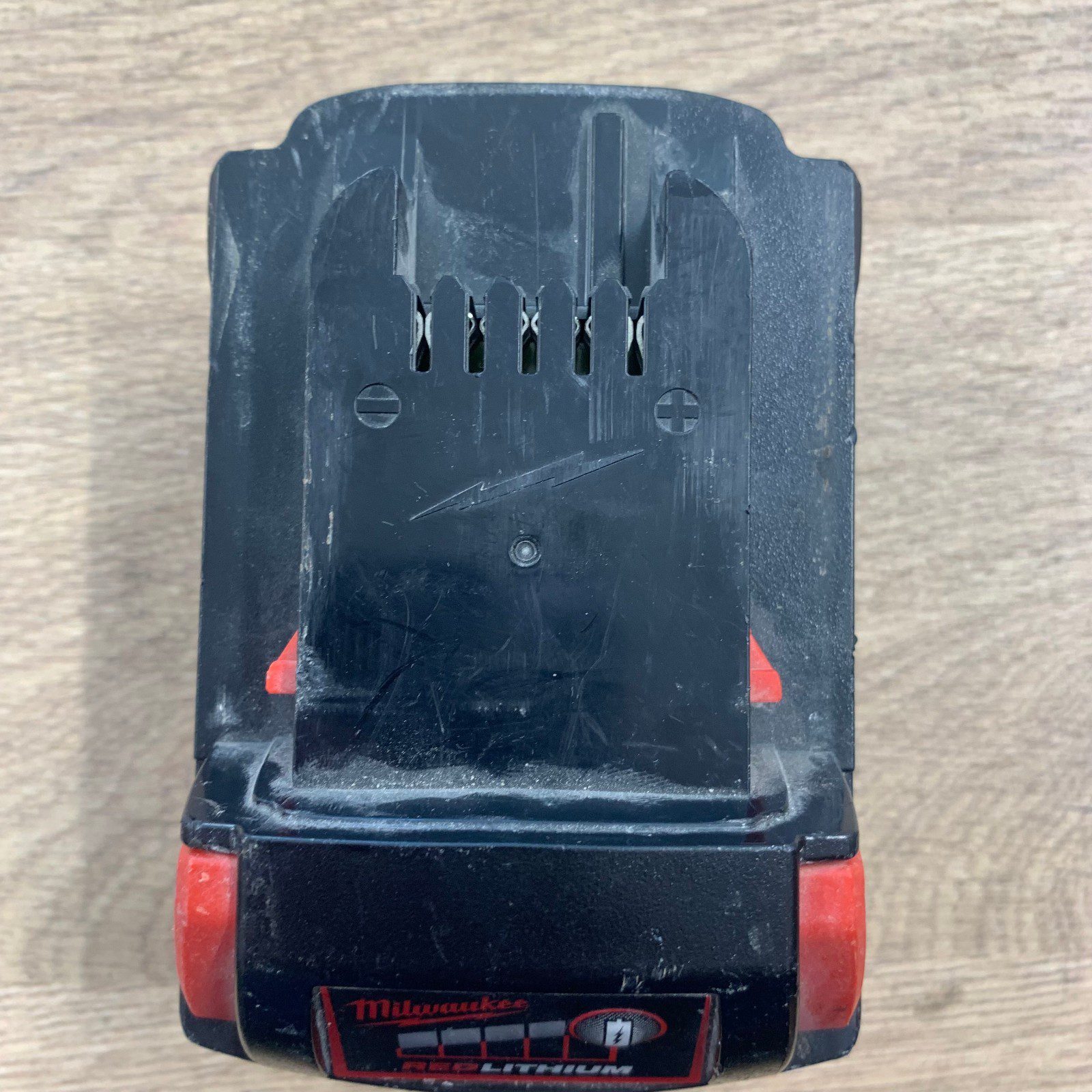 Milwaukee M18B4 4.0 Ah REDLITHIUM Battery Pack - Good Used - Image 5
