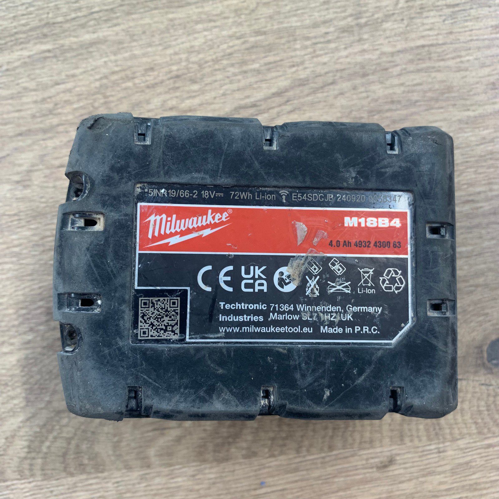 Milwaukee M18B4 4.0 Ah REDLITHIUM Battery Pack - Good Used - Image 8