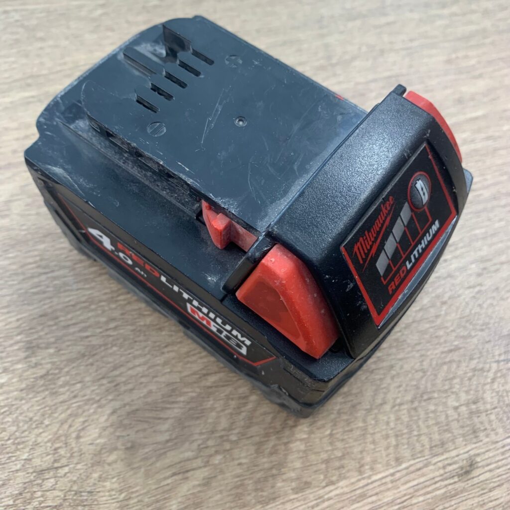 Milwaukee M18B4 4.0 Ah REDLITHIUM Battery Pack - Good Used